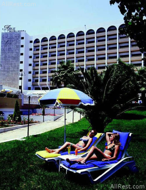 Ajax Hotel 24